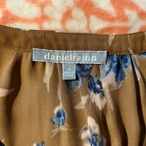 Daniel Rainn Brown and Blue Floral Top